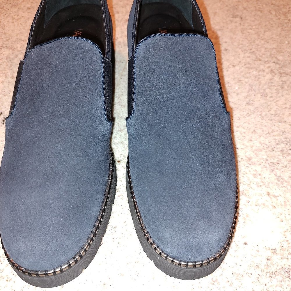 Vaneli Dark Navy Ladies Shoes, Size 71/2 N